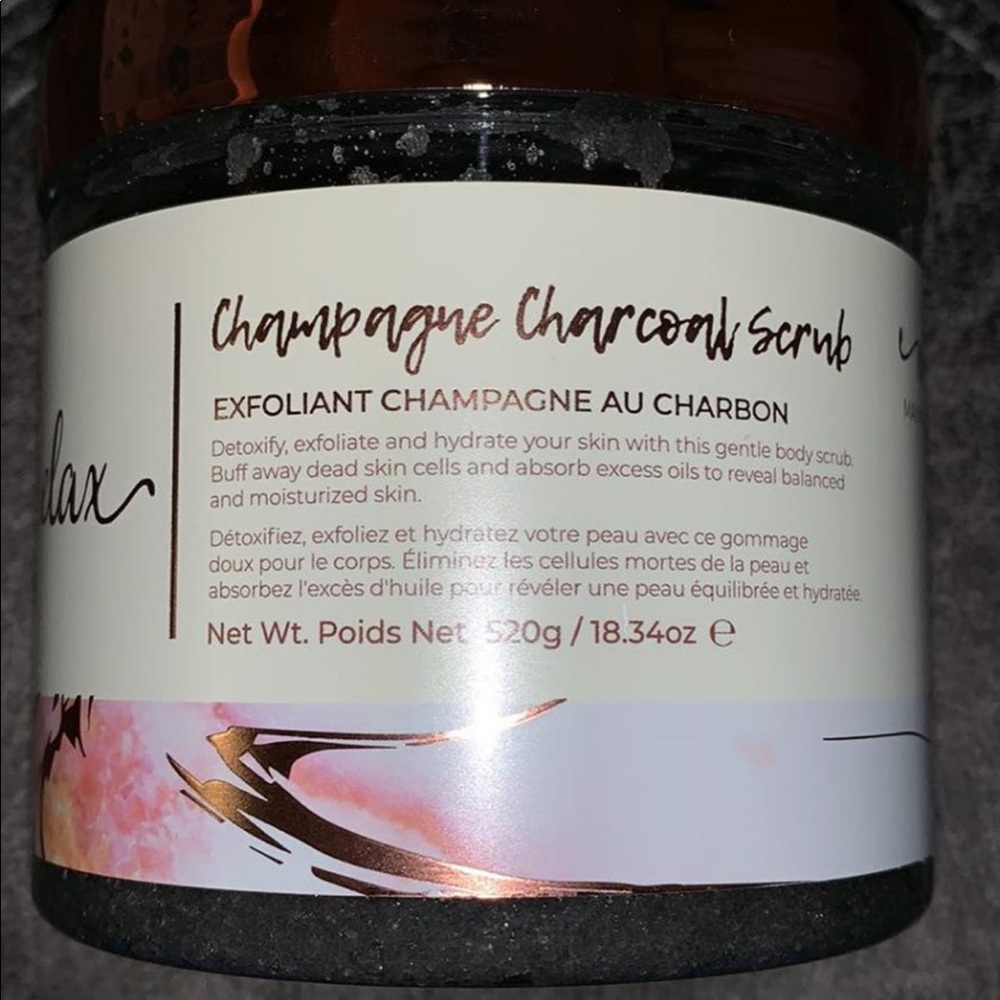Champagne Charcoal Scrub